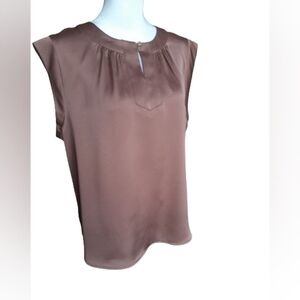LIZ CLAIBORNE (Career) - Classy sleeveless bronze top for women - Size: PL